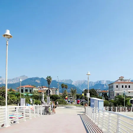 Sofia By Interhome Appartamento Marina di Massa