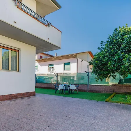 Appartamento Sofia By Interhome
