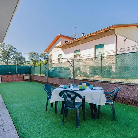 Sofia By Interhome * Marina di Massa