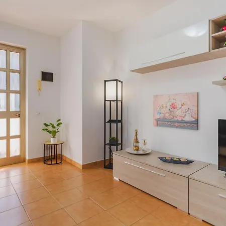 Sofia By Interhome * Marina di Massa