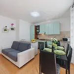 公寓 Sofia By Interhome
